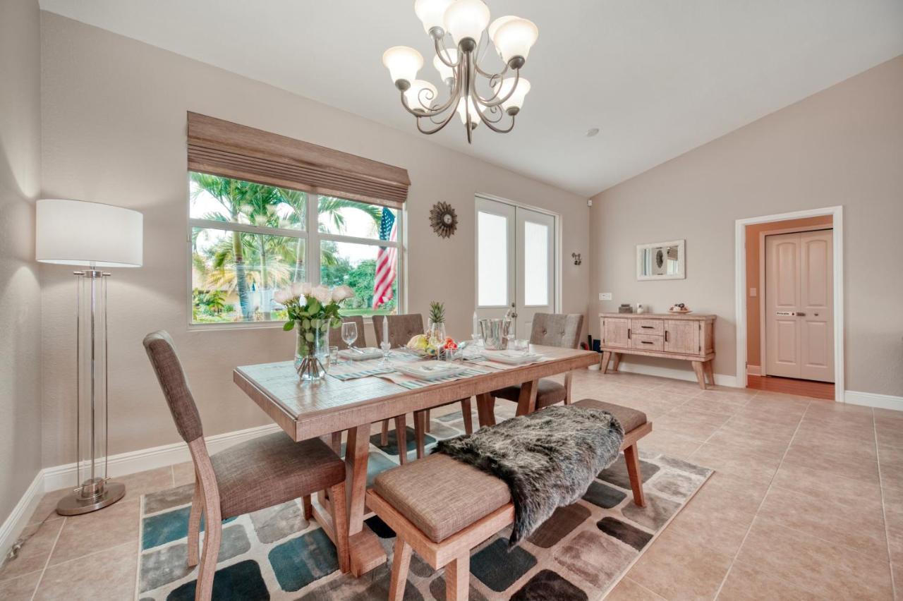 Villa Holiday Sunrise Cape Coral Dış mekan fotoğraf