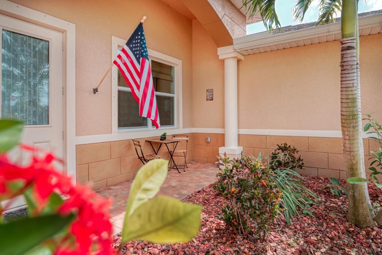 Villa Holiday Sunrise Cape Coral Dış mekan fotoğraf